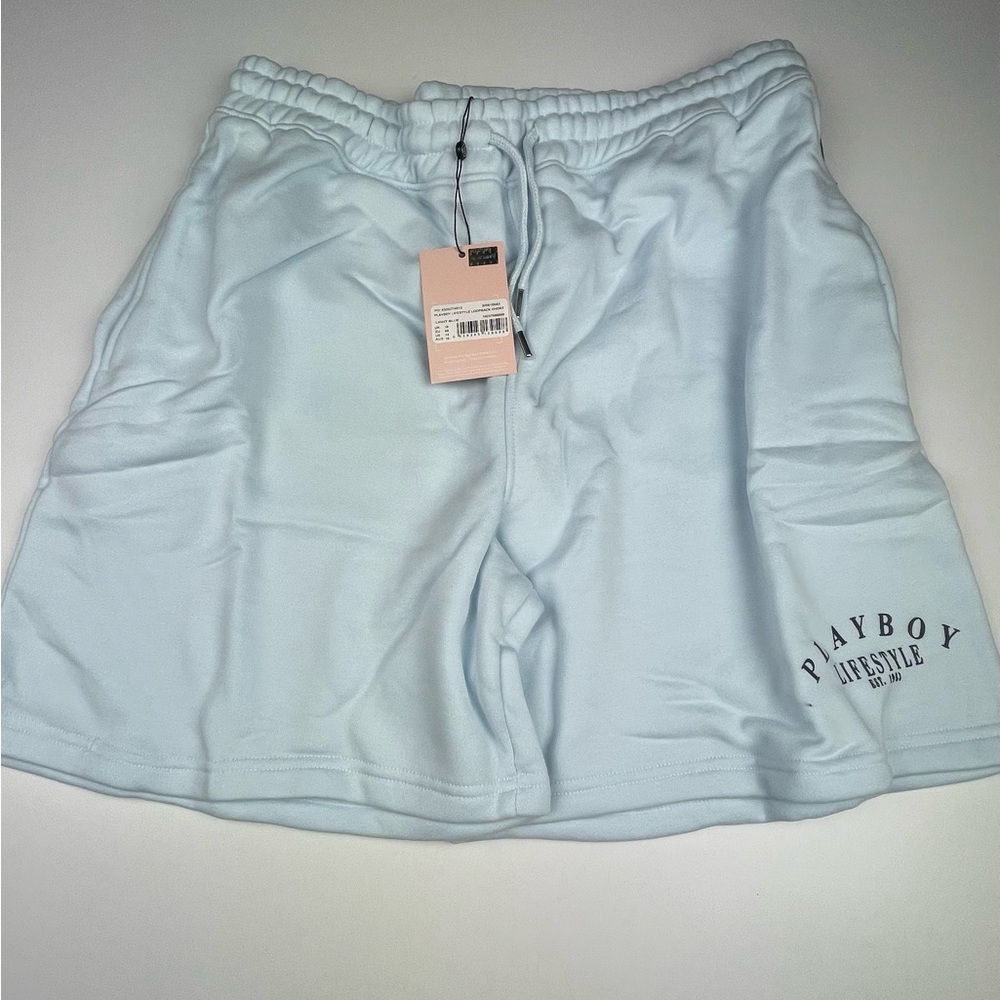 PLAYBOY LIFESTYLE LOOPBACK SHORT
LIGHT BLUE
